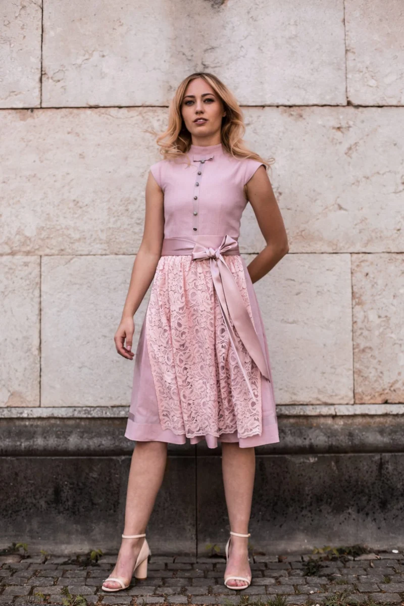 HOCHZEITSDIRNDL LACE AND BOW ROSÈ