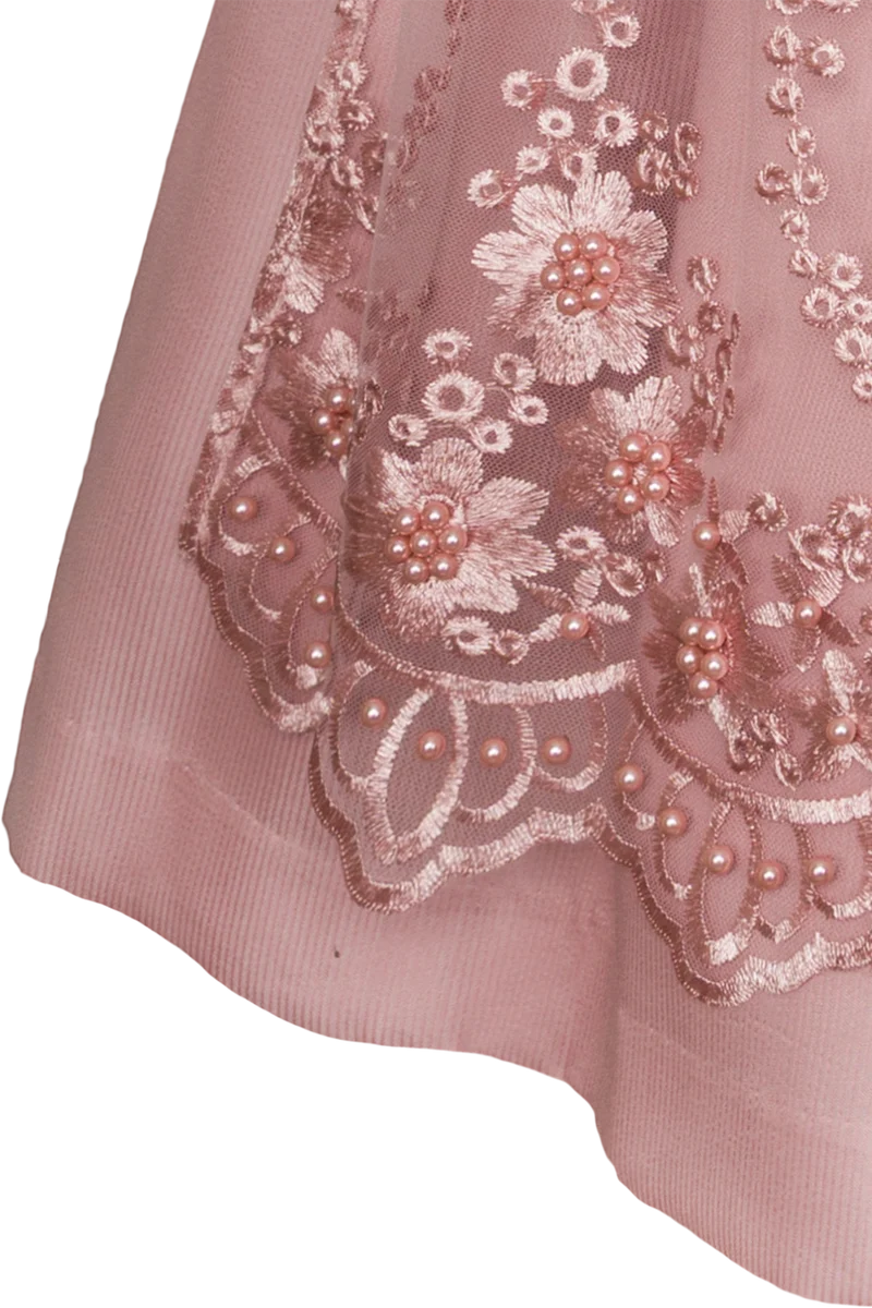 Mittellanges Dirndl mit Samtmieder
