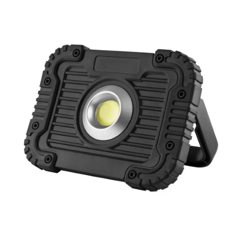 Metmaxx TheFlutlichtPro - schwarz & silber Leistungsstarkes Flutlicht für professionelle Anwendungen