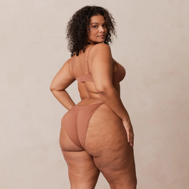 Light Bügelloser Plunge T-shirt BH - Mokka
